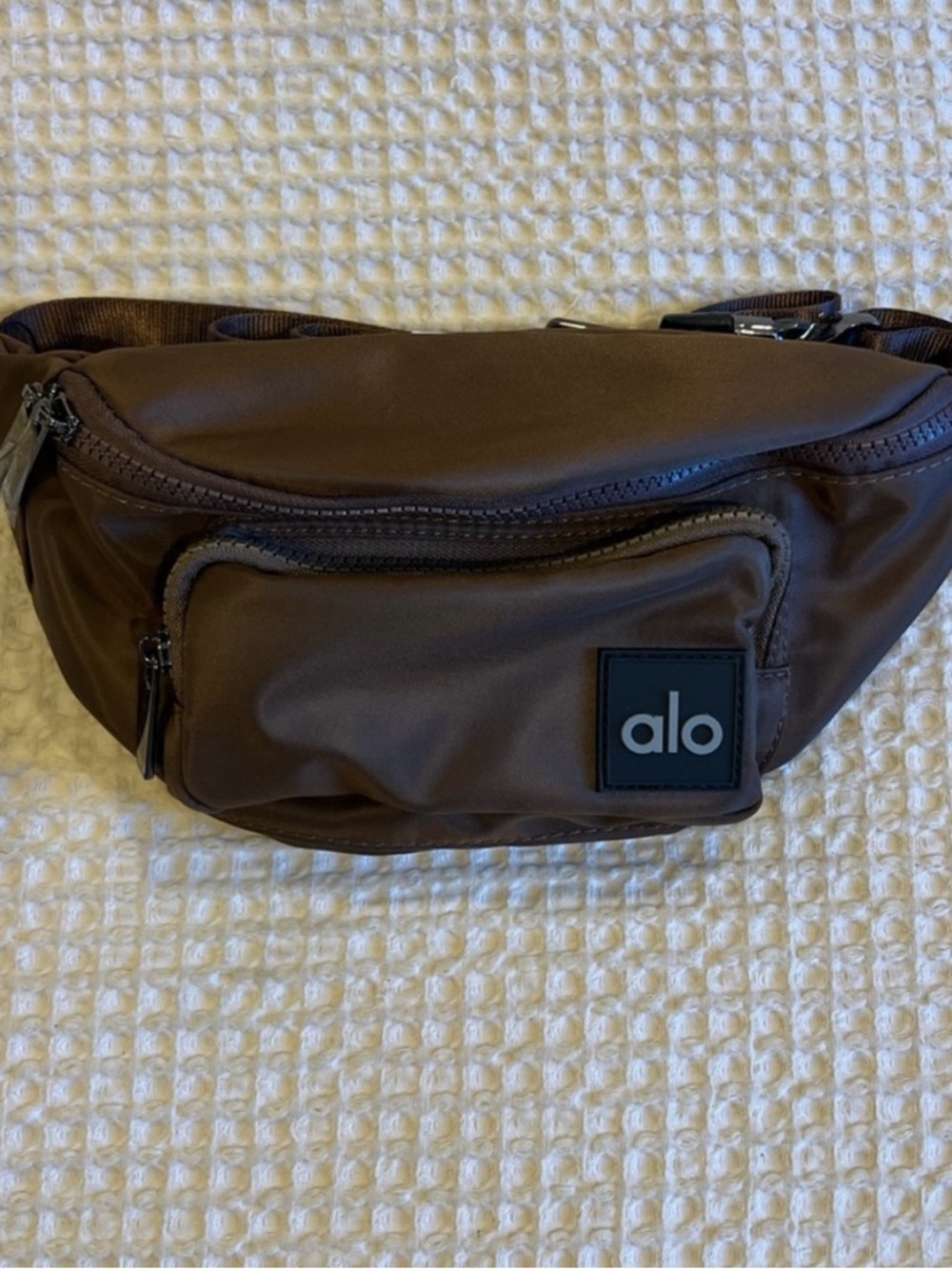 ALO Yoga Brown Belt Bag with Front Zip Pocket - Picture 3 of 3